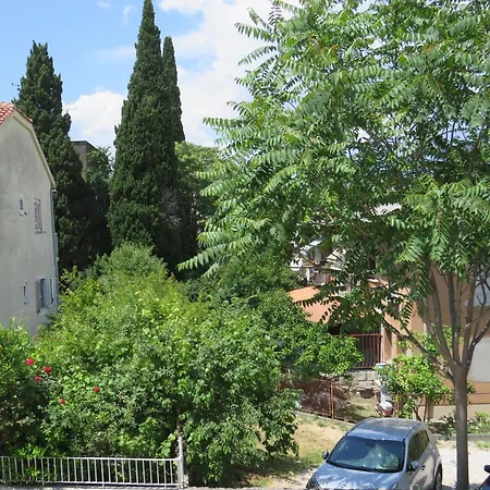 Apartman D